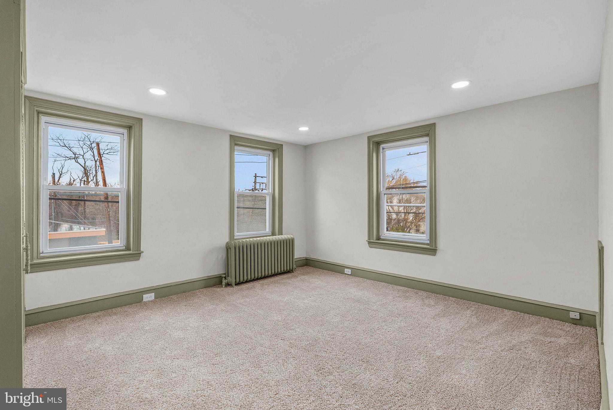 300 E BALTIMORE AVENUE