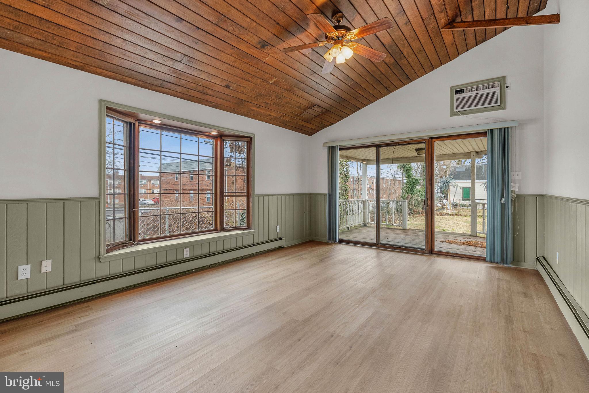 300 E BALTIMORE AVENUE