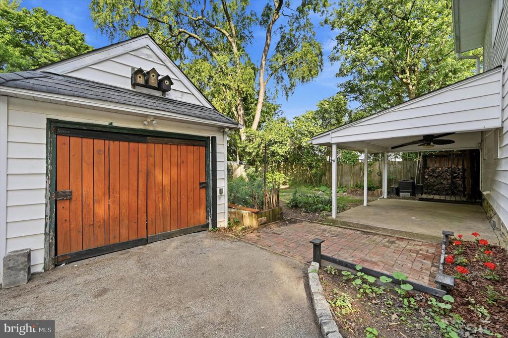 509 GRAND AVENUE
