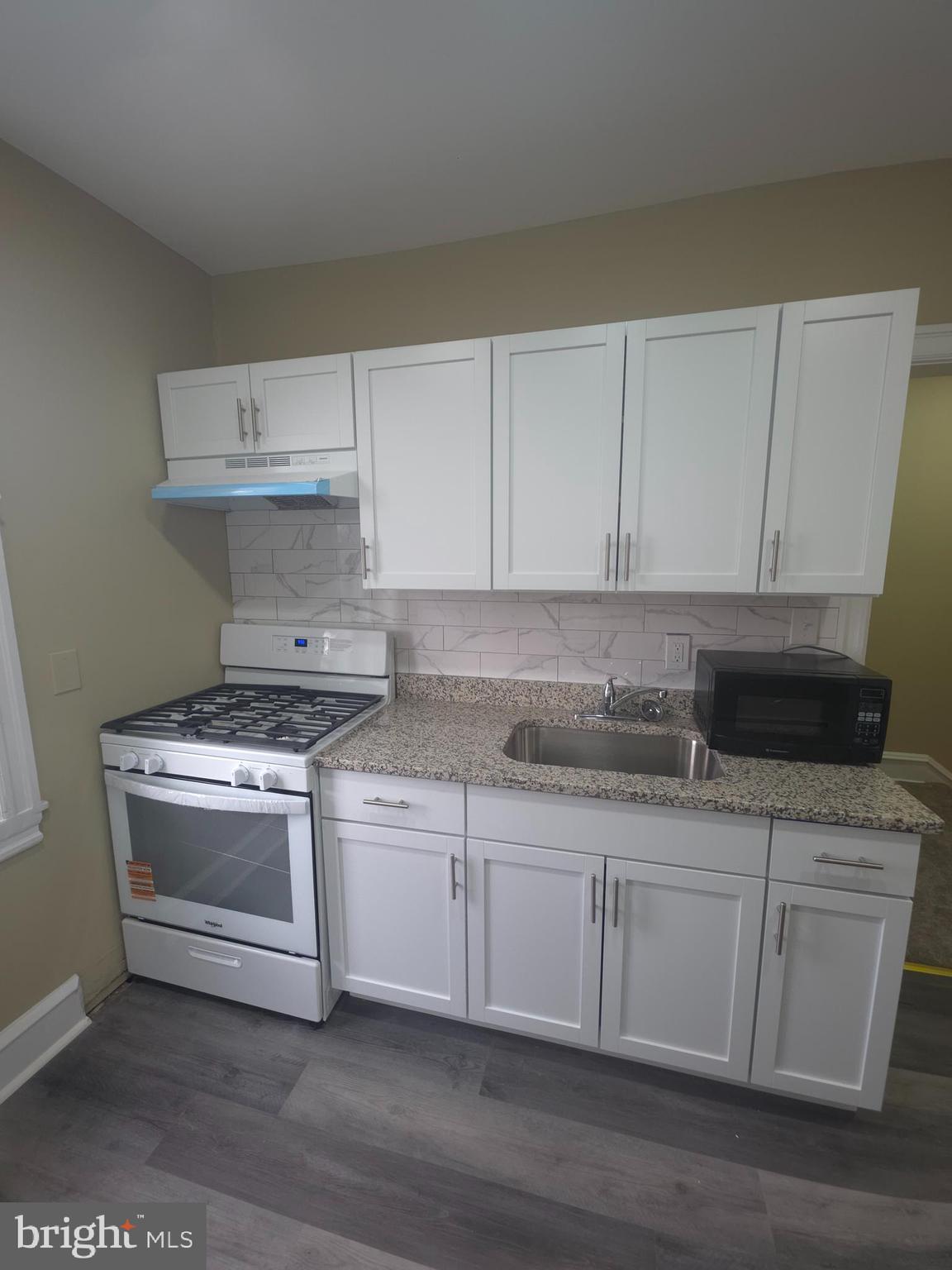 320 DARBY ROAD 2ND FLOOR