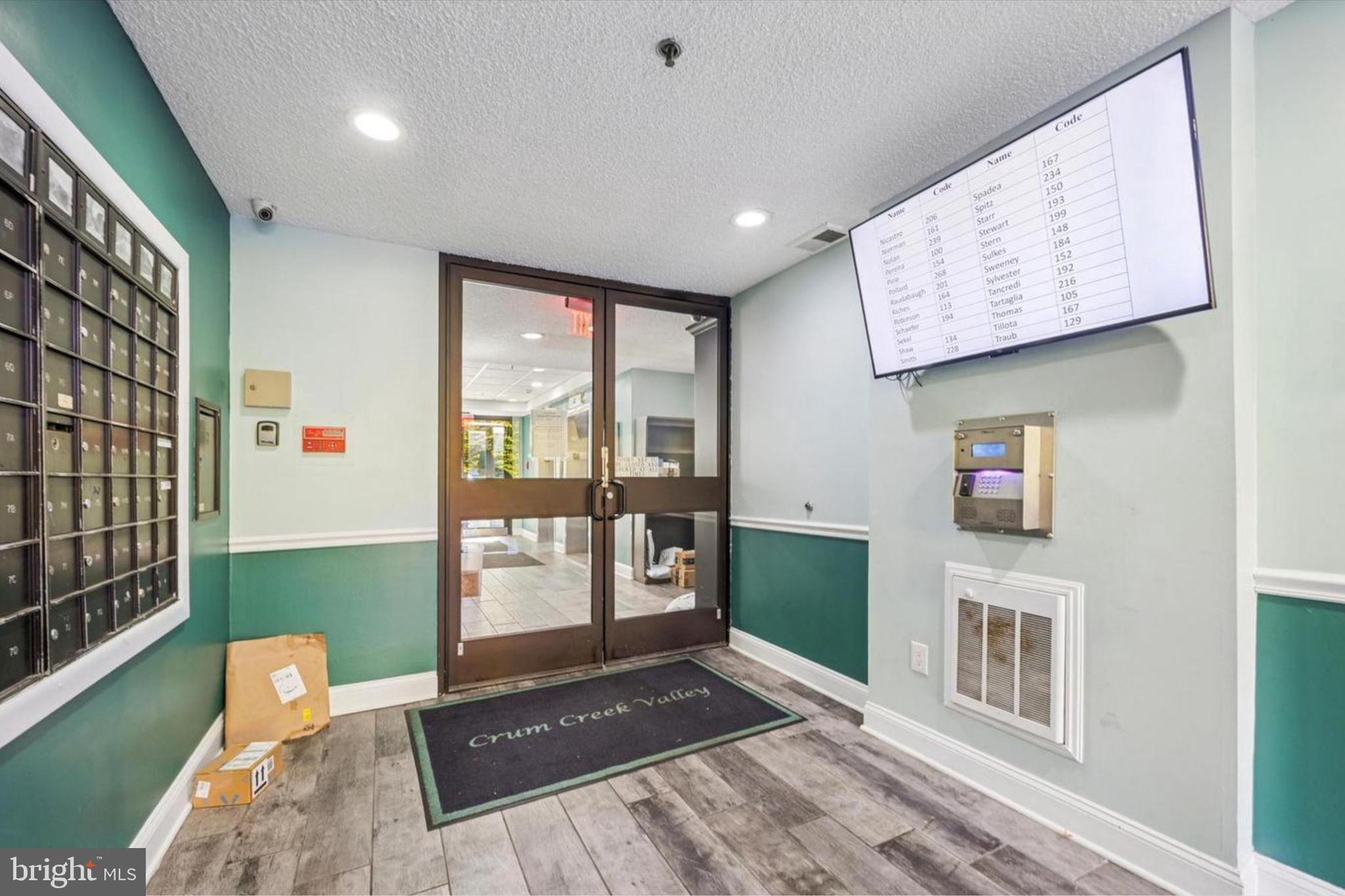 800 AVONDALE ROAD 7B