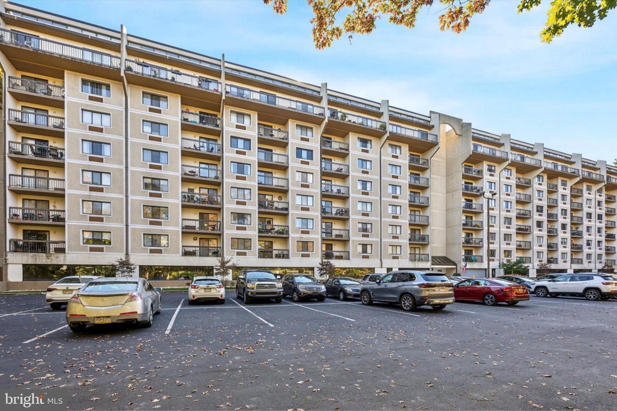 800 AVONDALE ROAD 7B