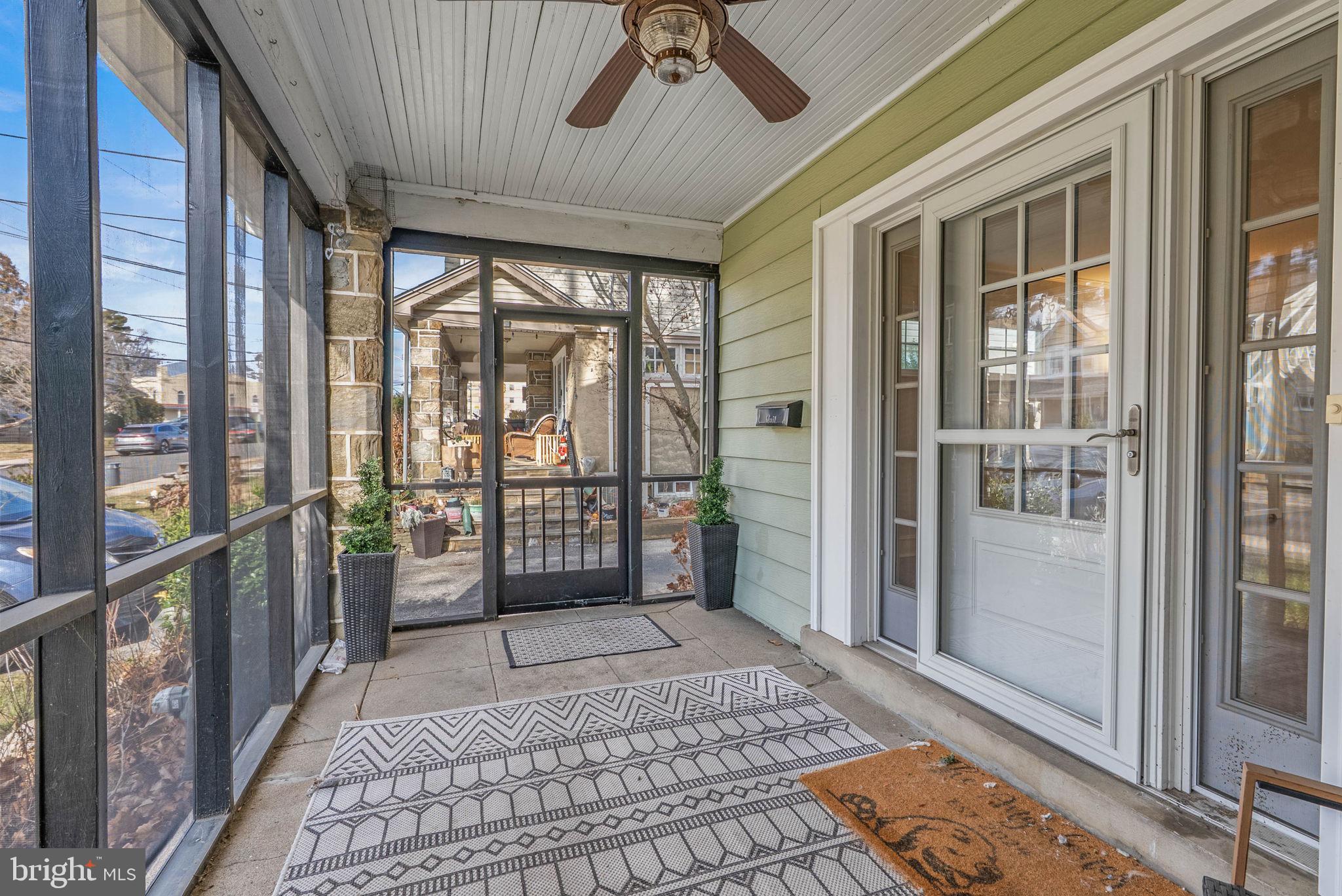 637 COUNTRY CLUB LANE