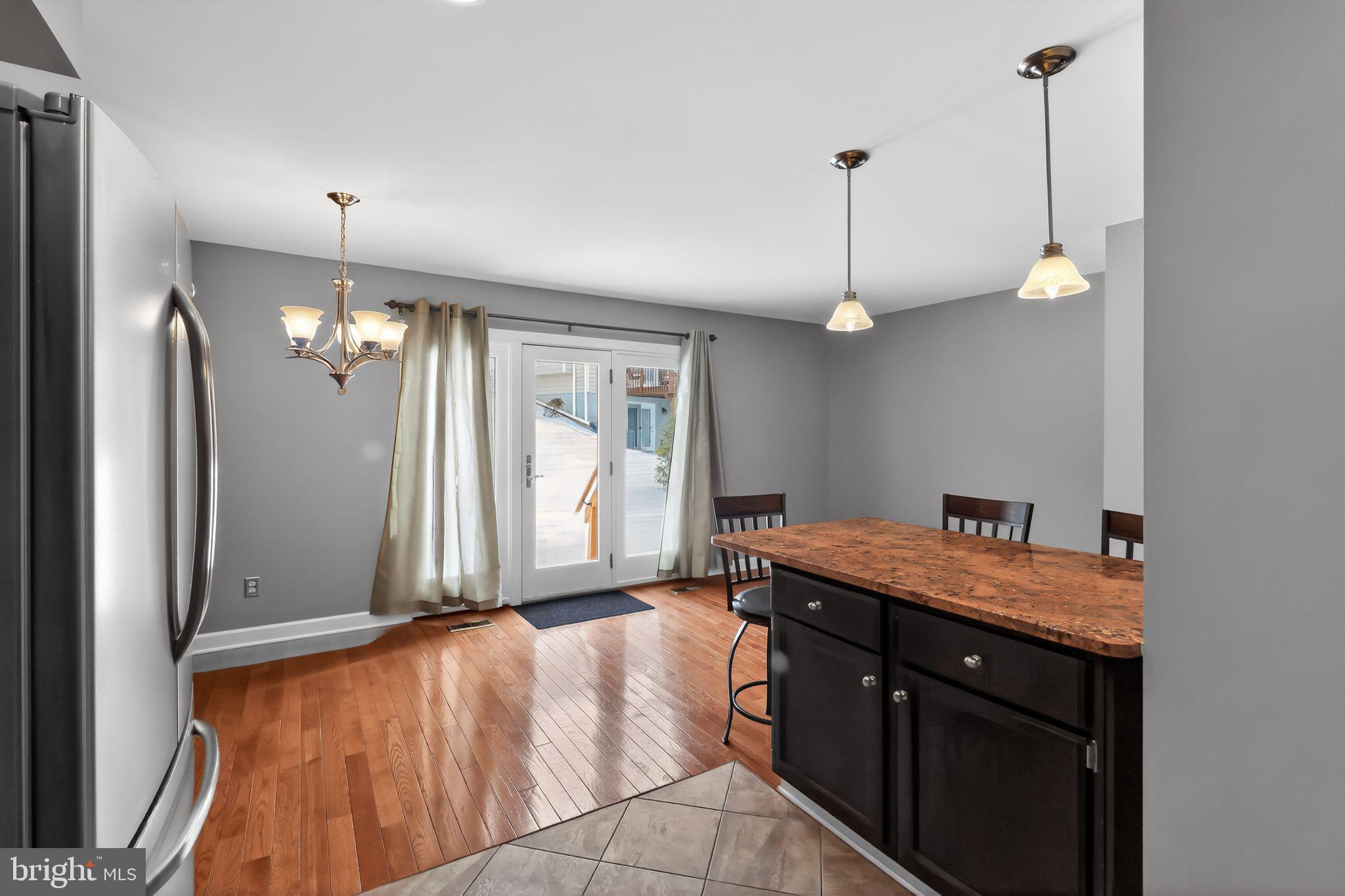 4503 FOX POINTE COURT 4503