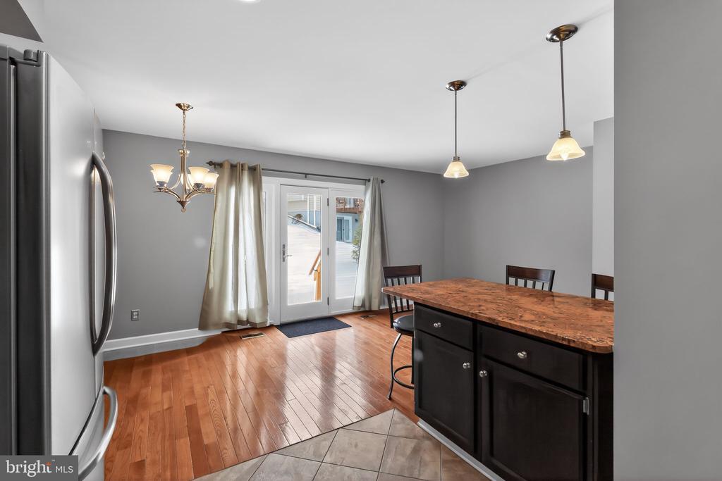 4503 FOX POINTE COURT 4503