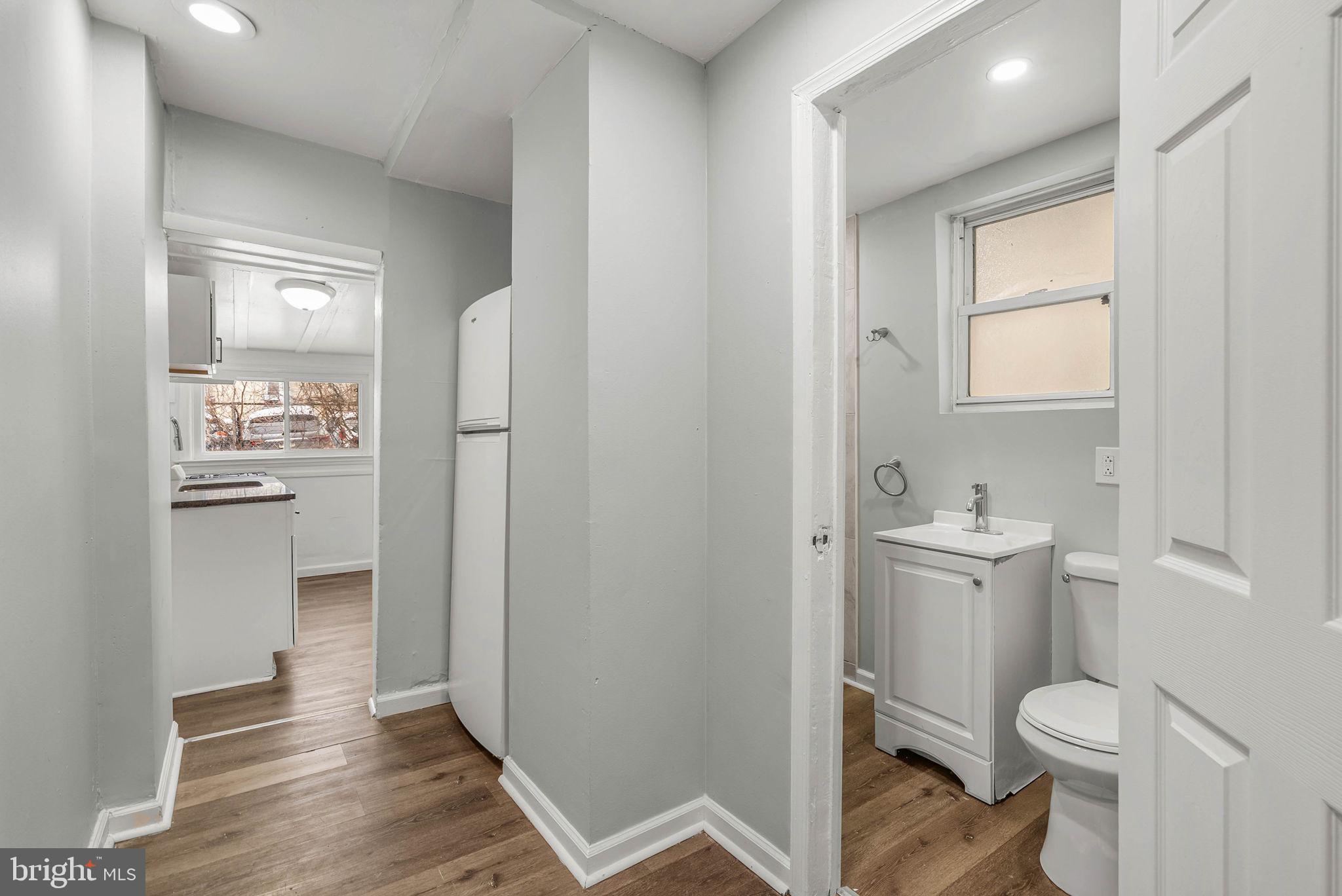 41 N KEYSTONE AVENUE