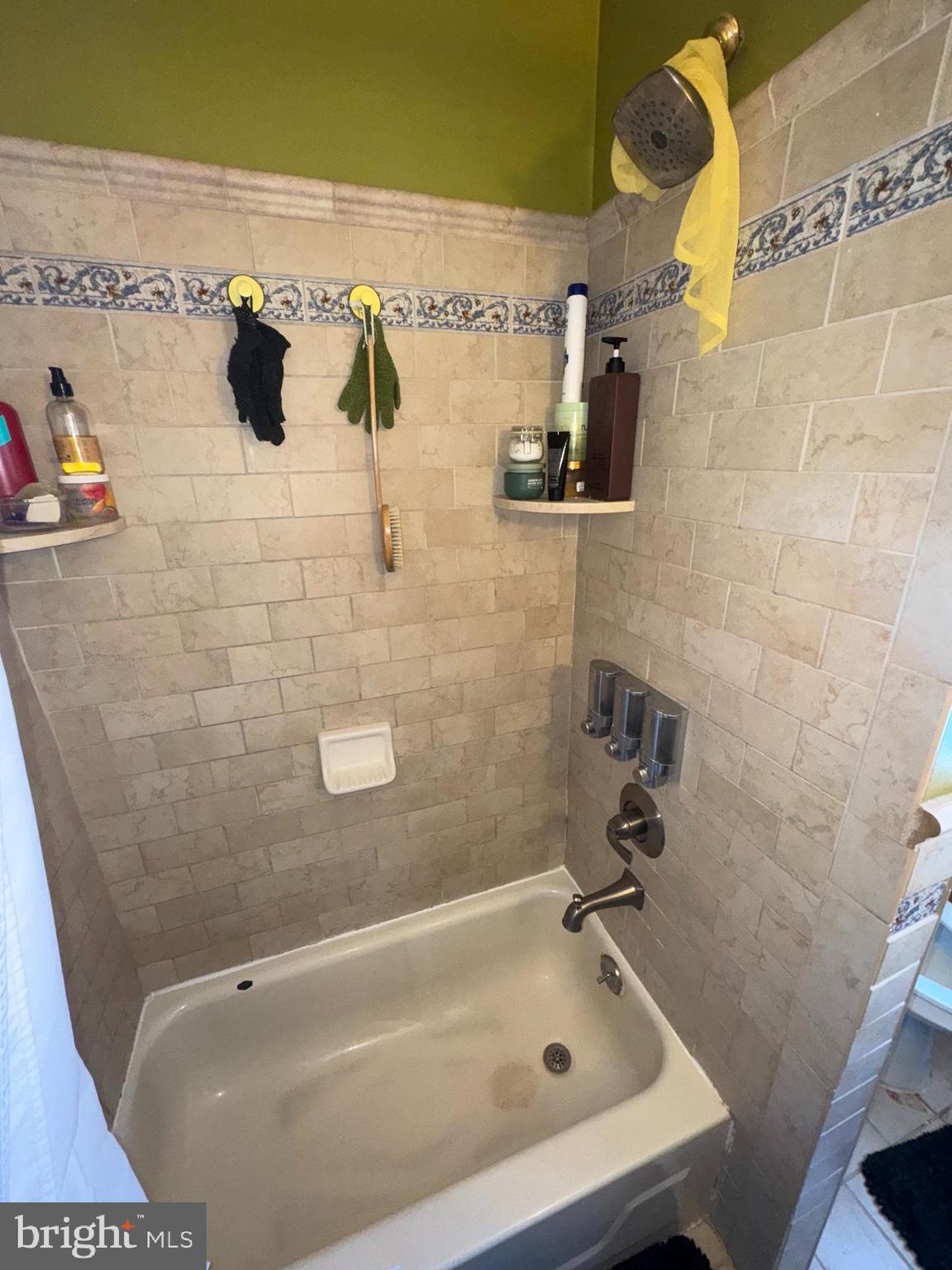 109 LEXINGTON AVENUE