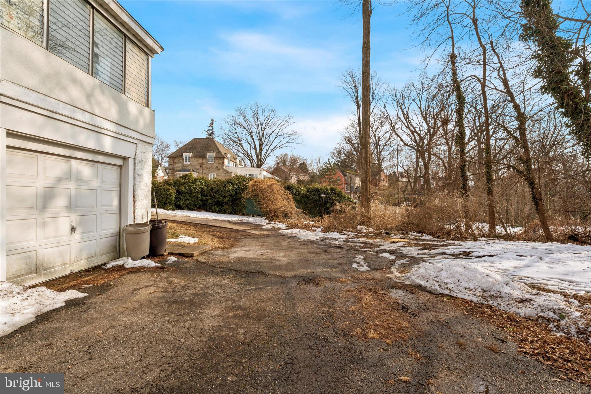 7800 BEVERLY BOULEVARD