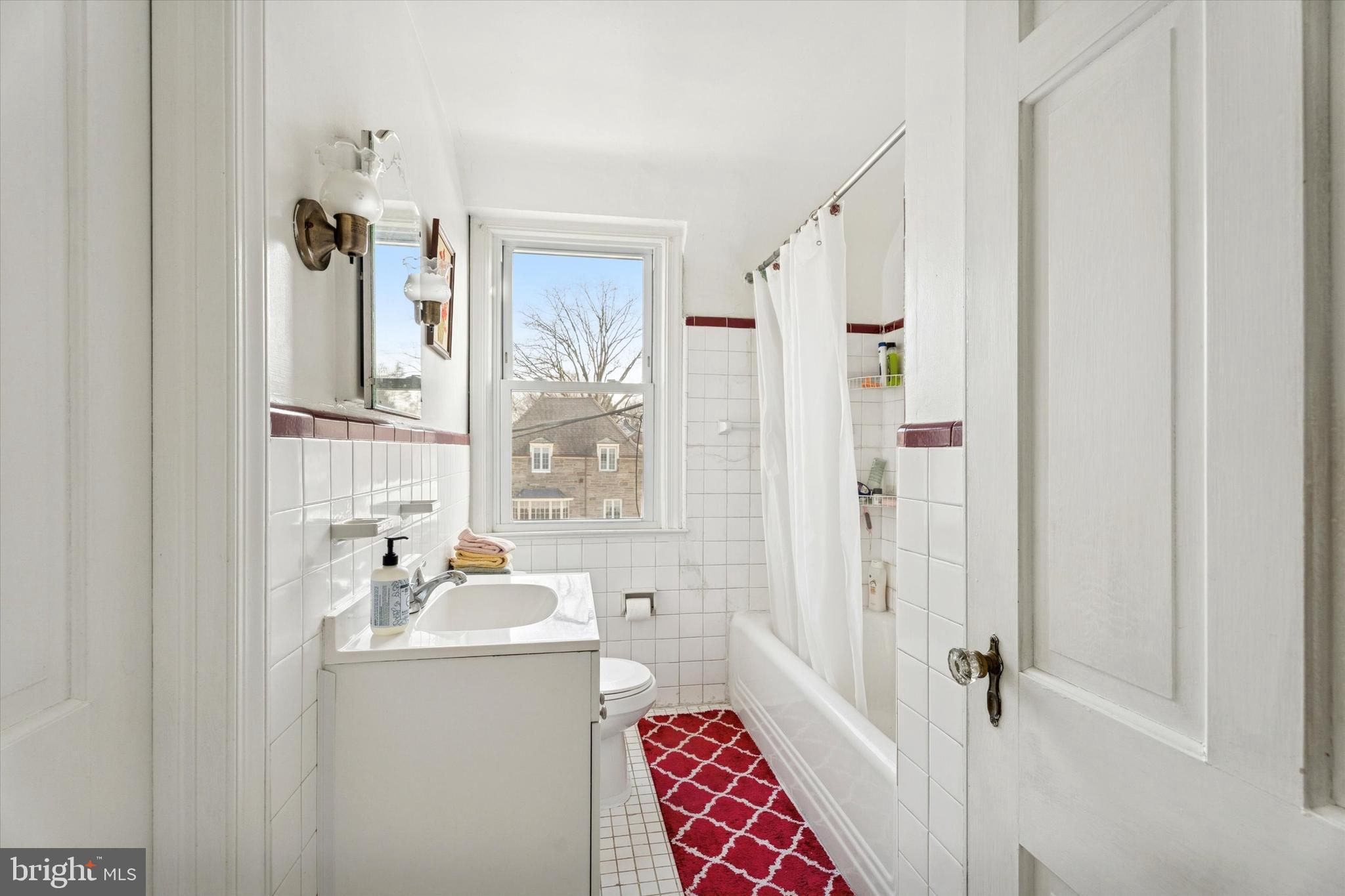 7800 BEVERLY BOULEVARD