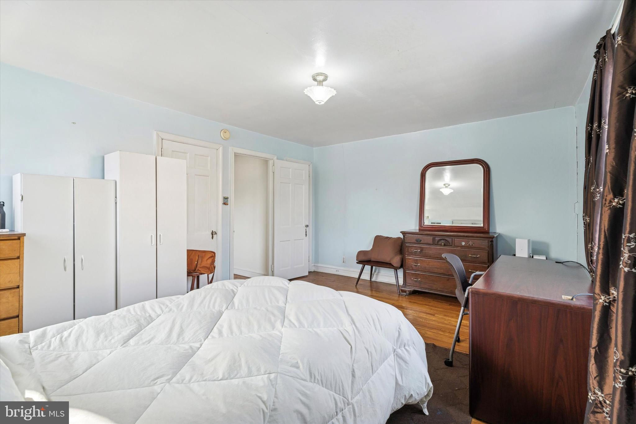 7800 BEVERLY BOULEVARD