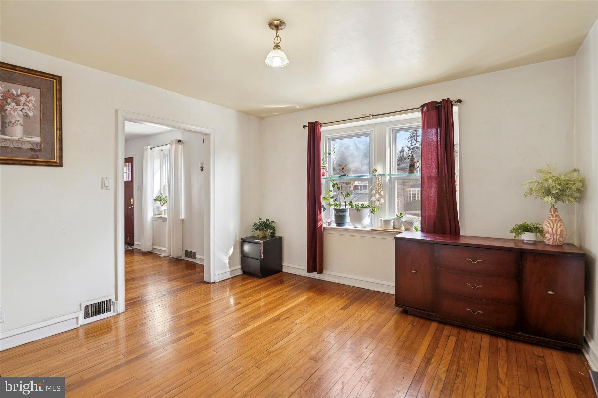 7800 BEVERLY BOULEVARD