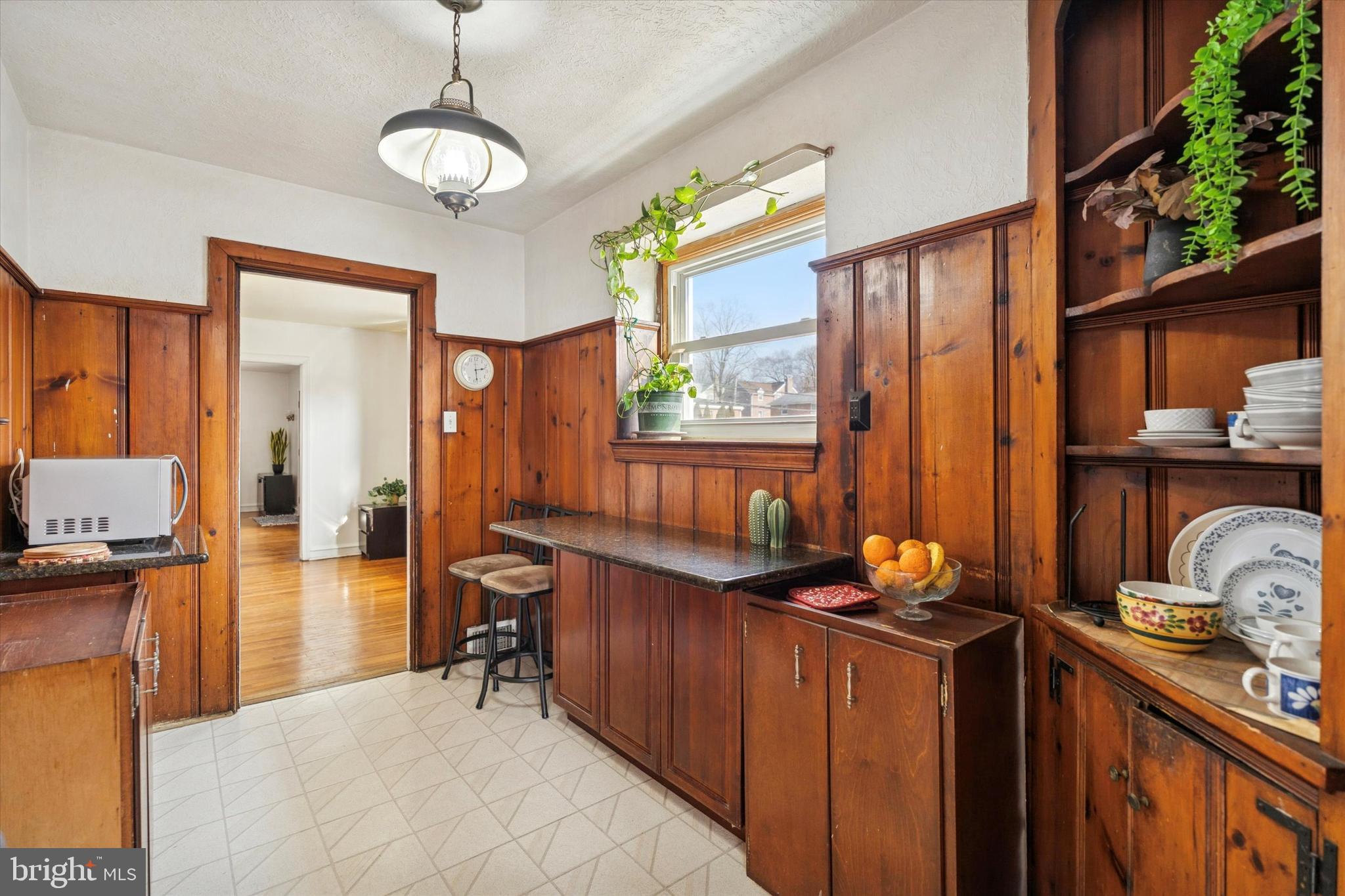 7800 BEVERLY BOULEVARD