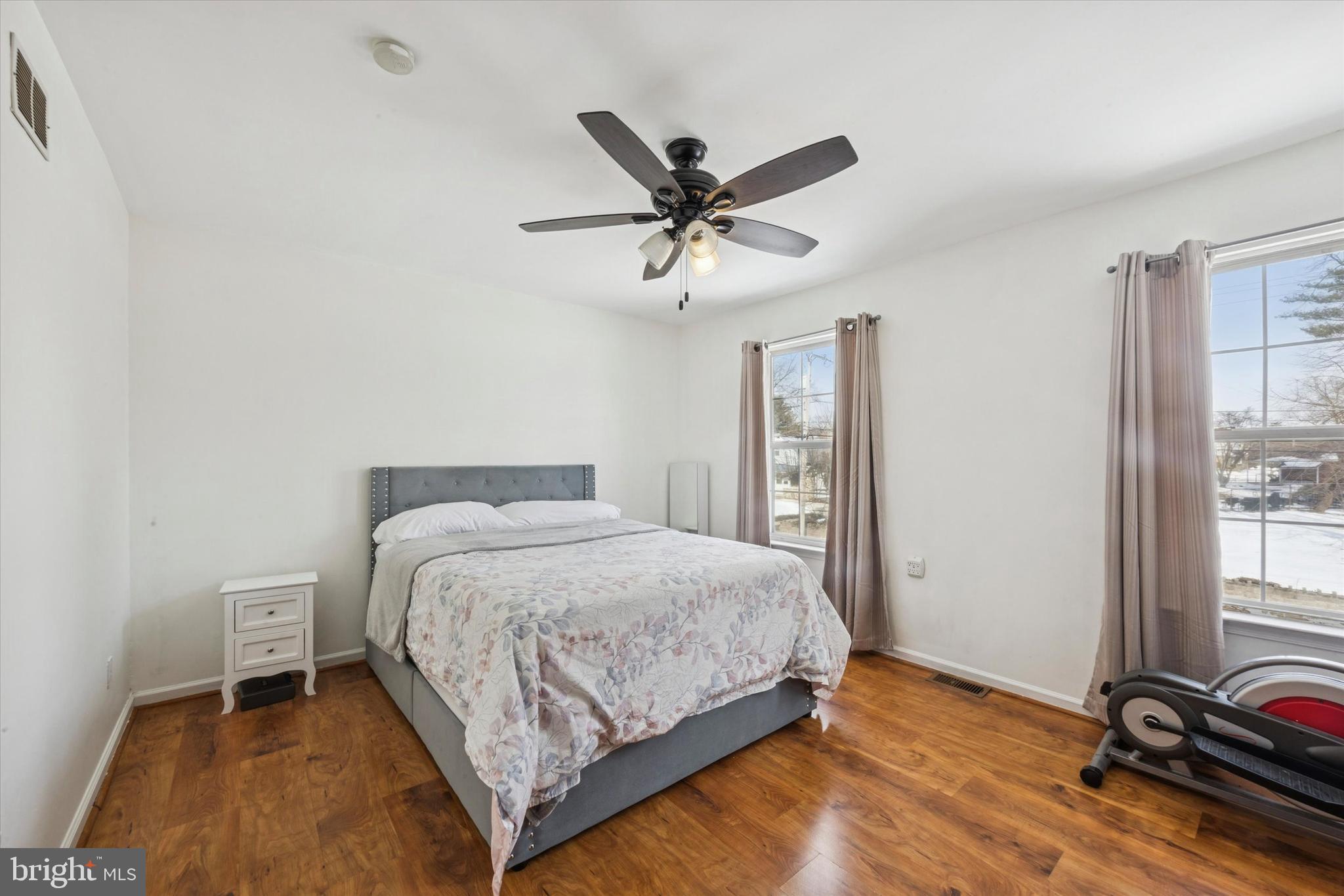 520 SPRINGFIELD ROAD