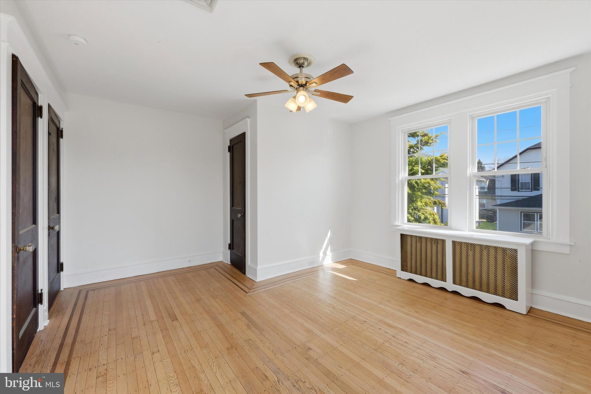 7864 BEVERLY BOULEVARD