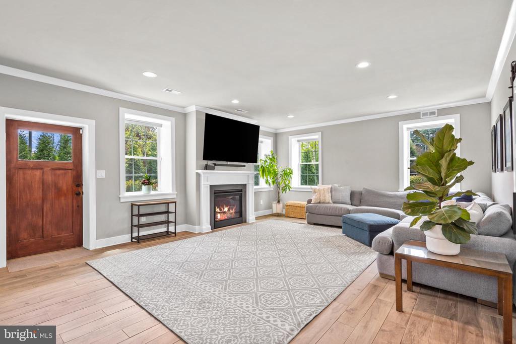 747 CONESTOGA ROAD