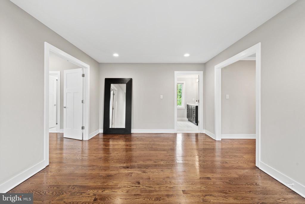 747 CONESTOGA ROAD