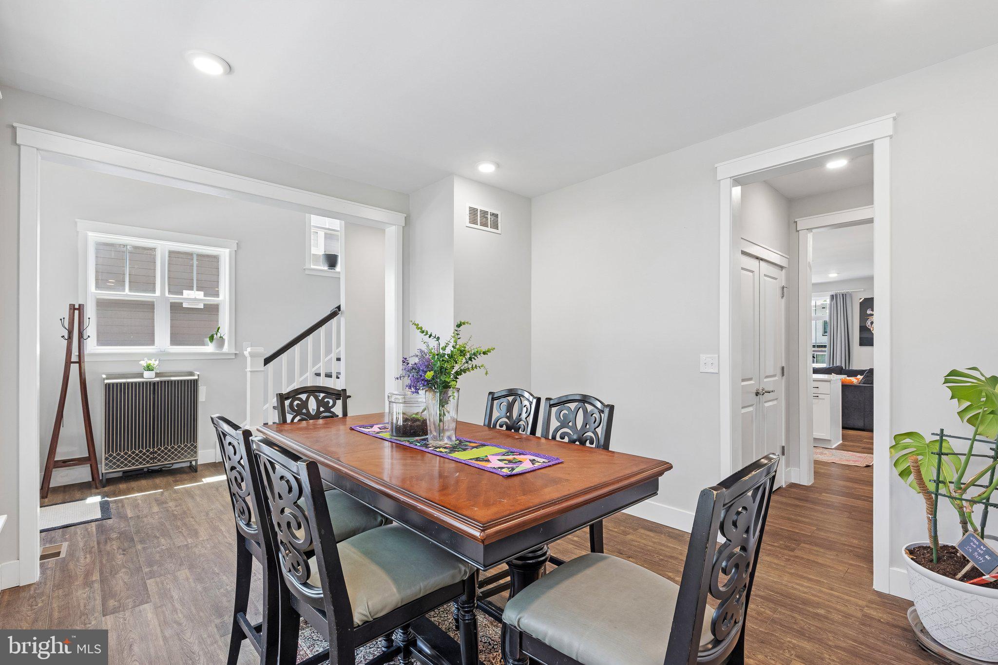 122 N PROVIDENCE ROAD