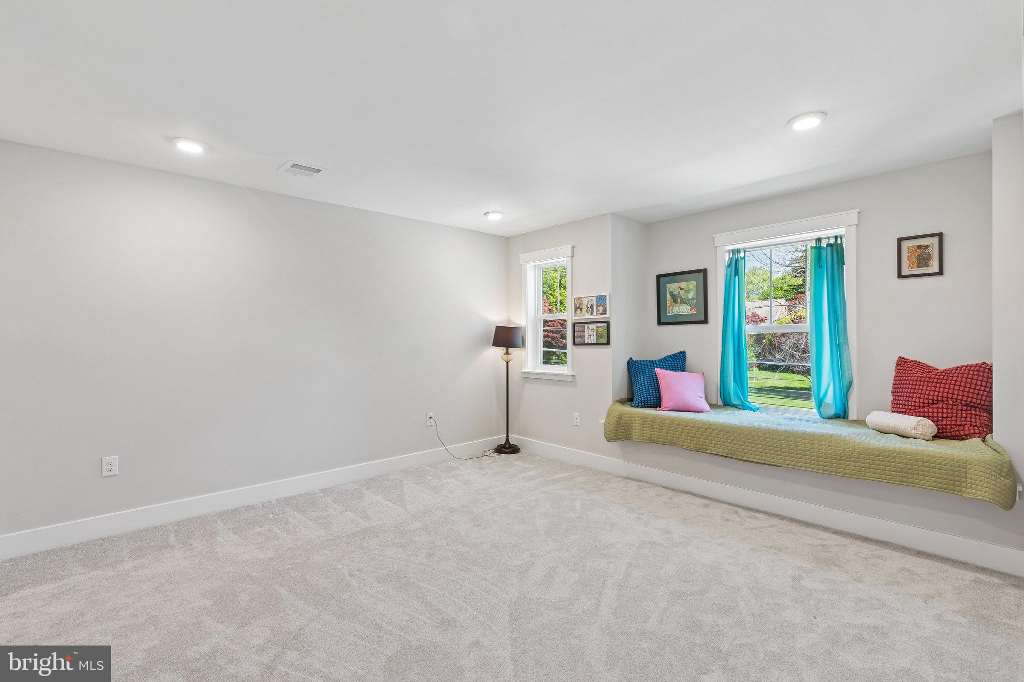 122 N PROVIDENCE ROAD