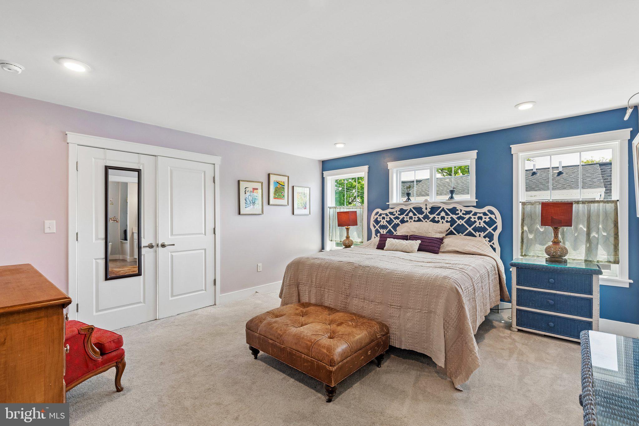 122 N PROVIDENCE ROAD