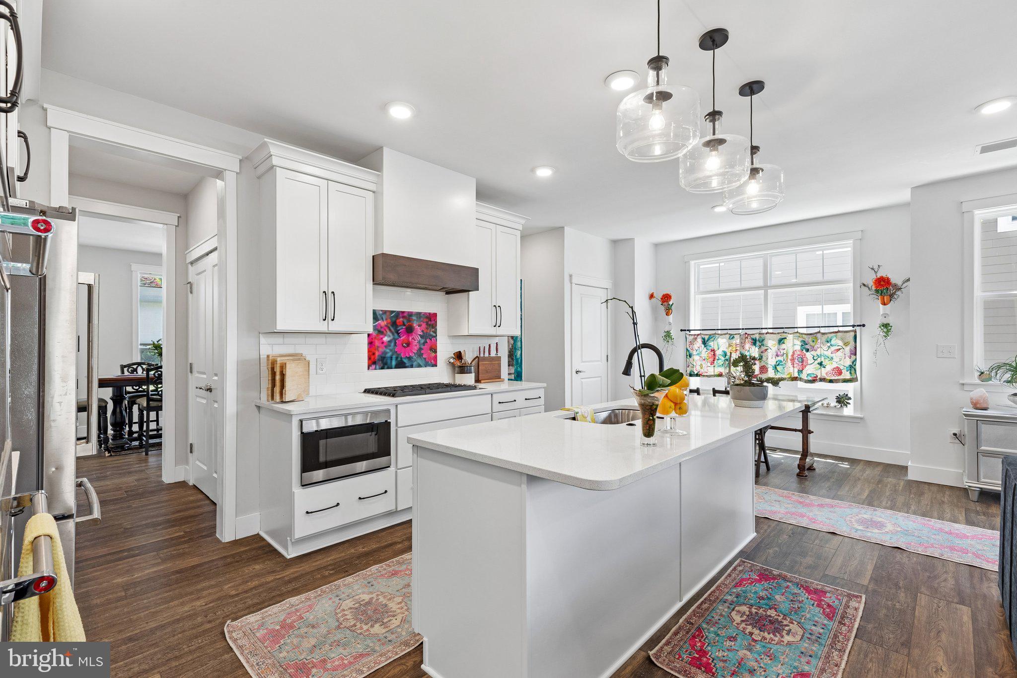122 N PROVIDENCE ROAD