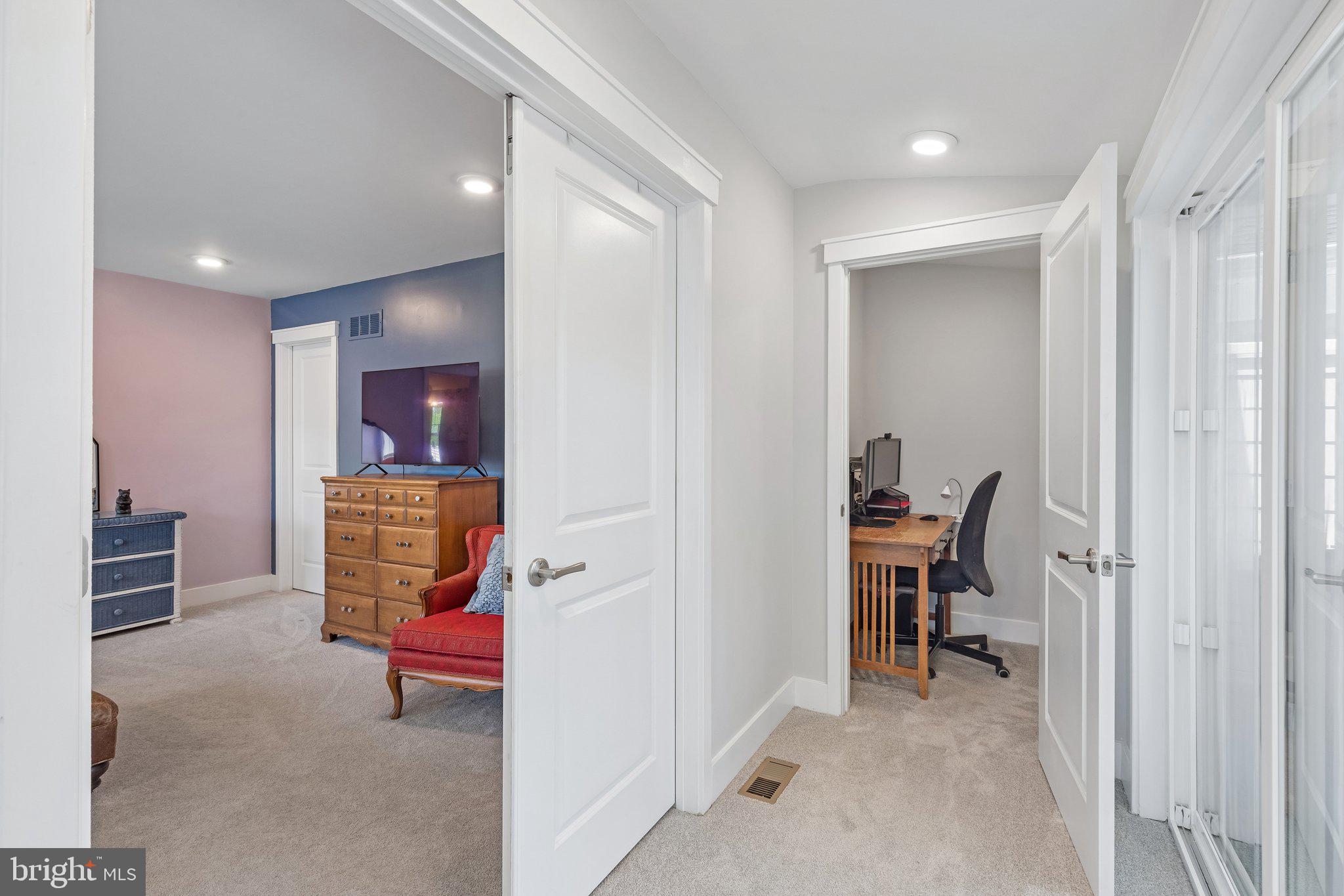 122 N PROVIDENCE ROAD
