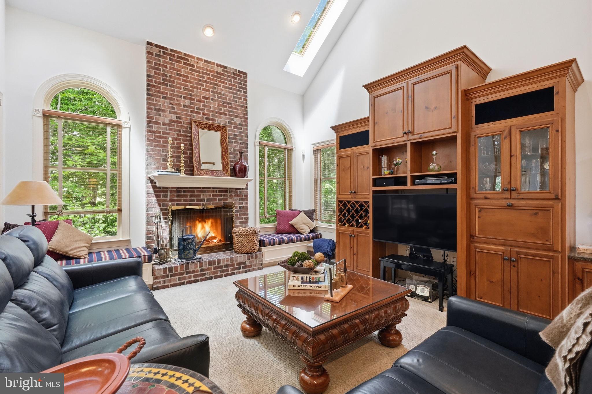 45 CEDAR HILL LANE