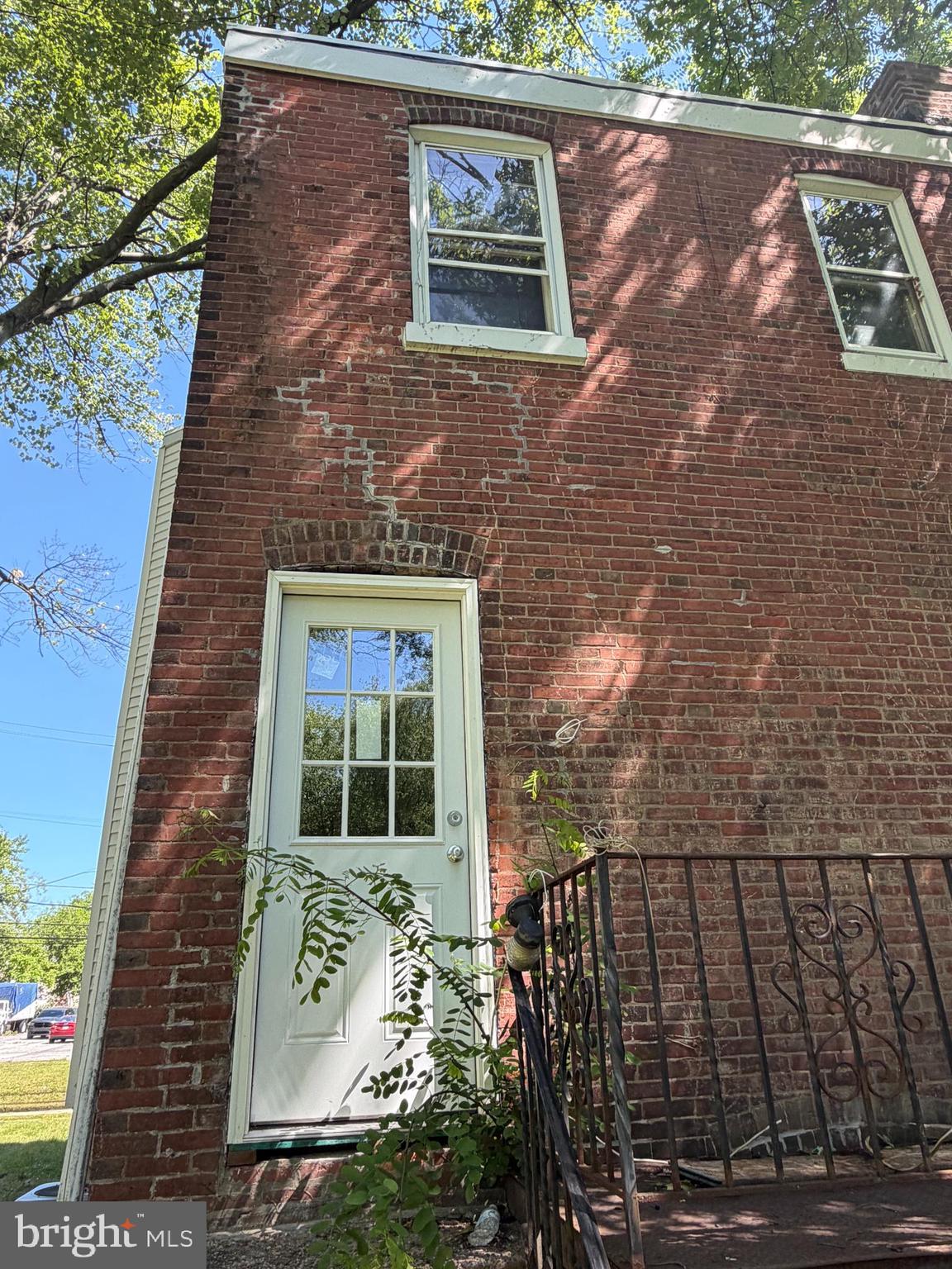 116 BARTRAM AVENUE