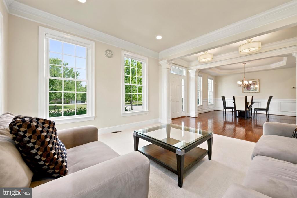 4 JAMES GETTY LANE
