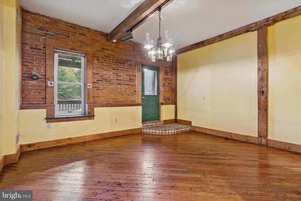 409 LANCASTER AVENUE