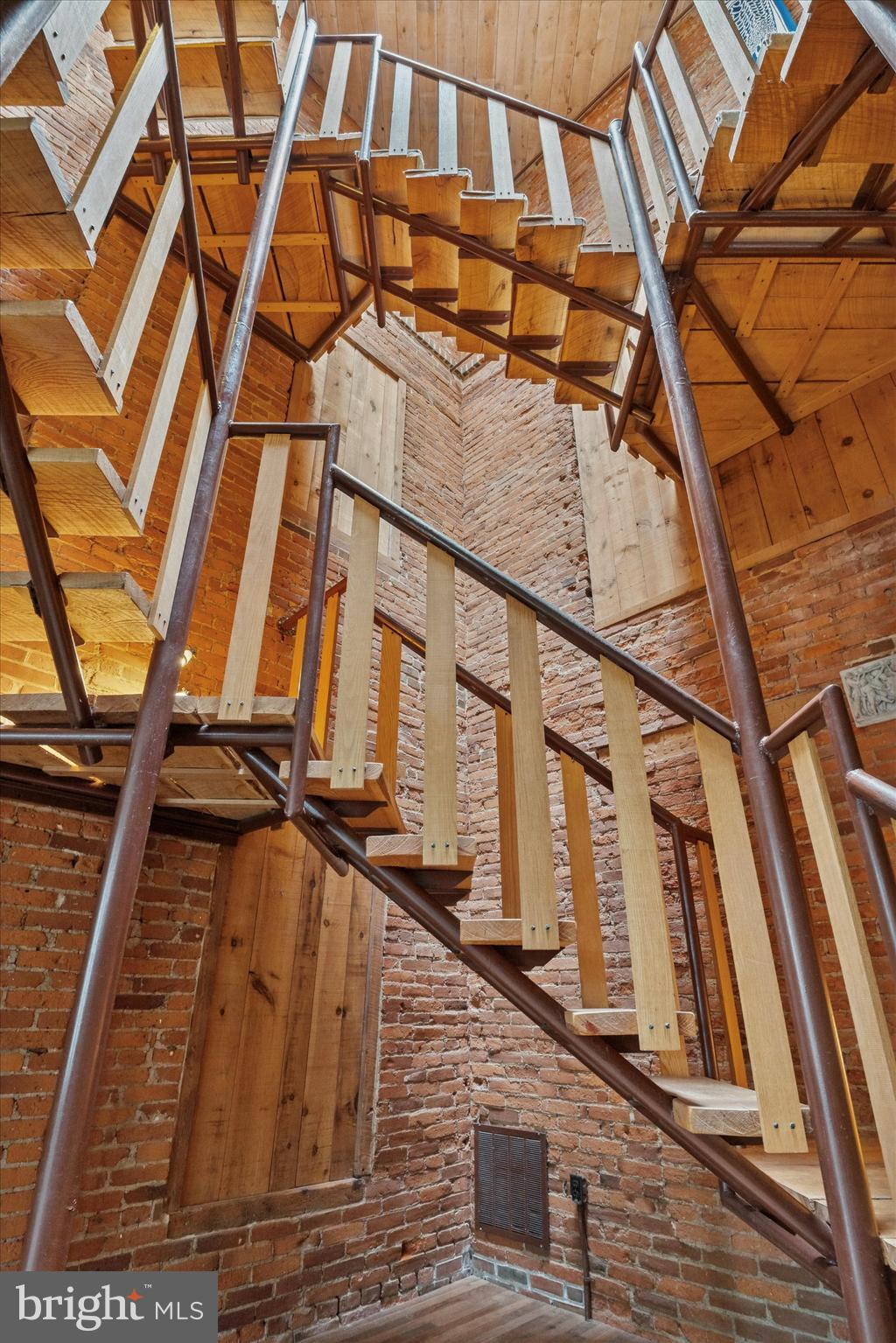 409 LANCASTER AVENUE