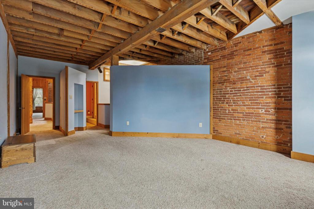 409 LANCASTER AVENUE