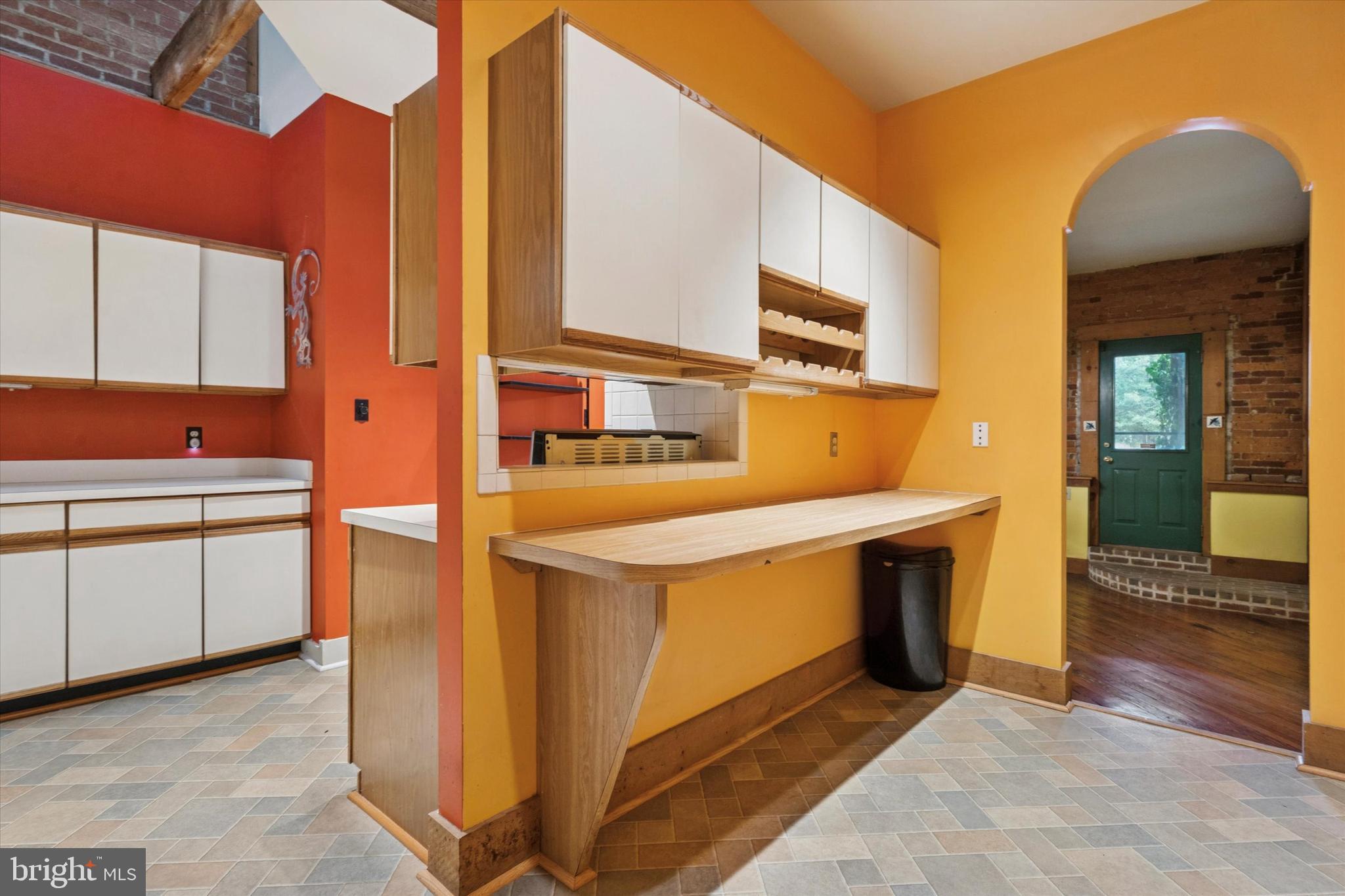 409 LANCASTER AVENUE