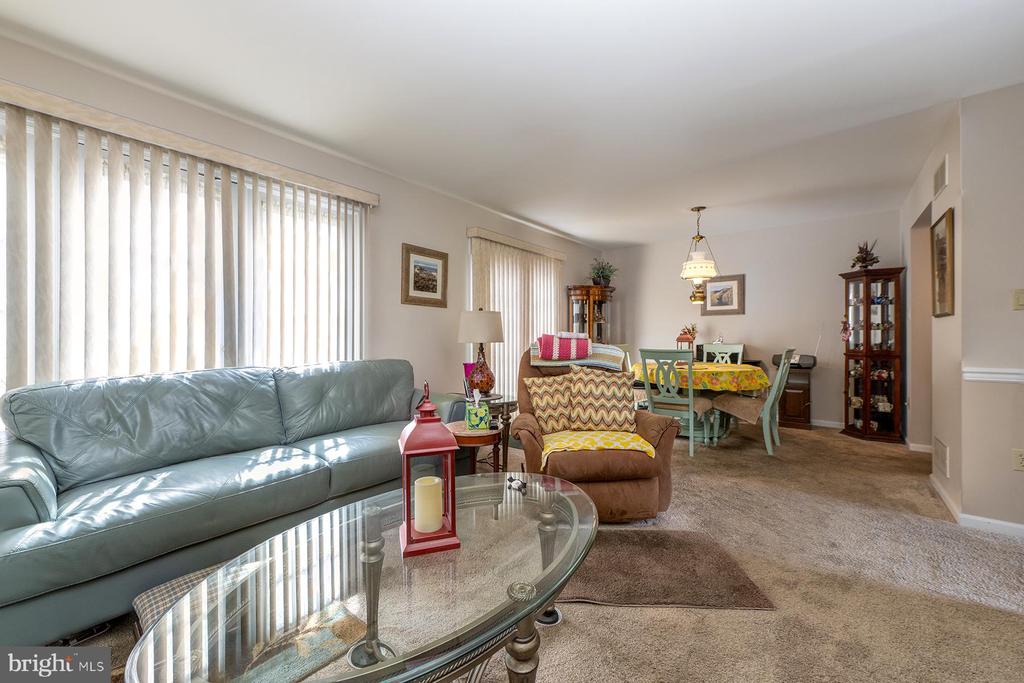 1743 BETZ FARM