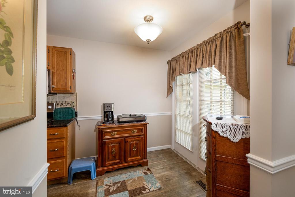 1743 BETZ FARM