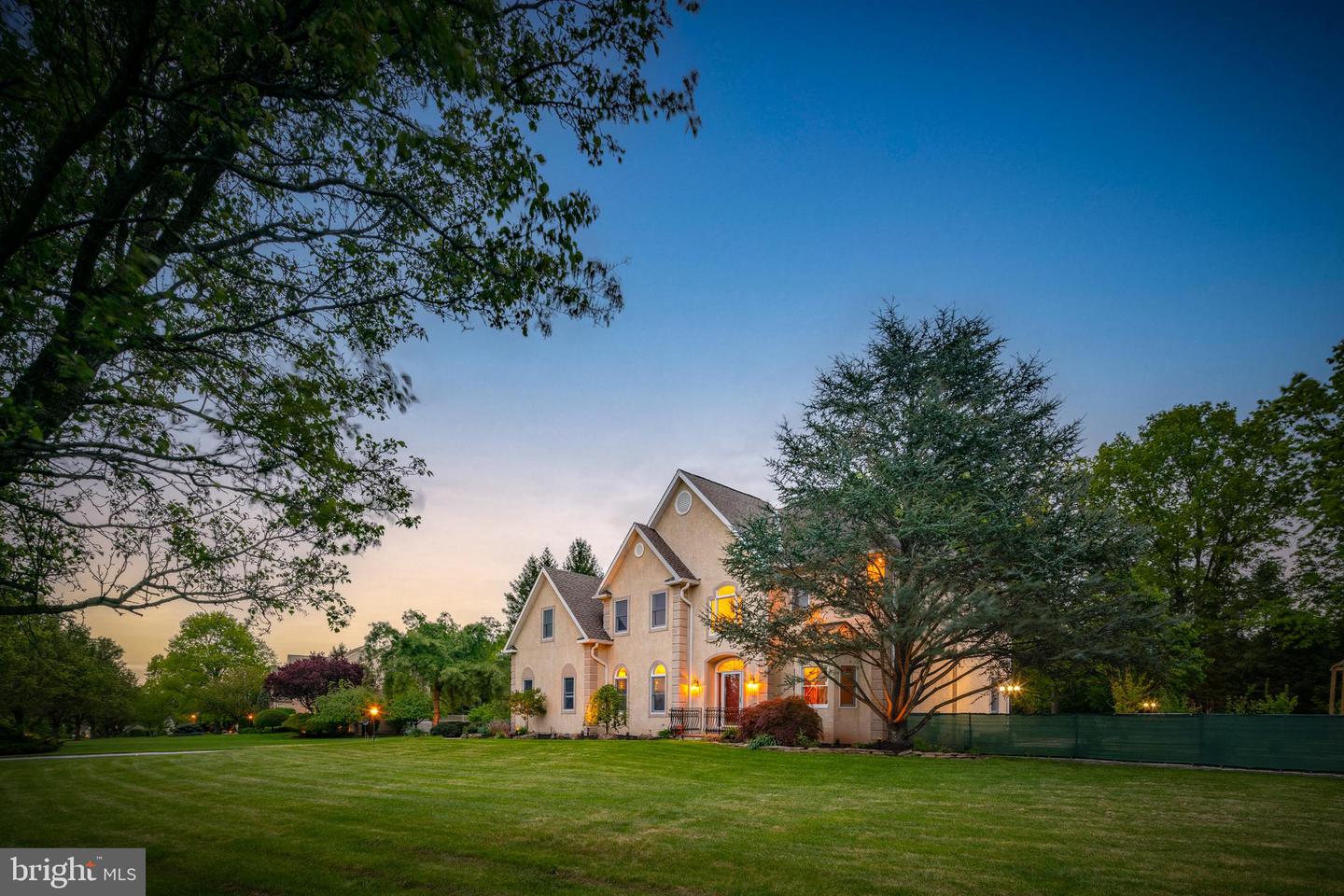 1700 Morgan Ln