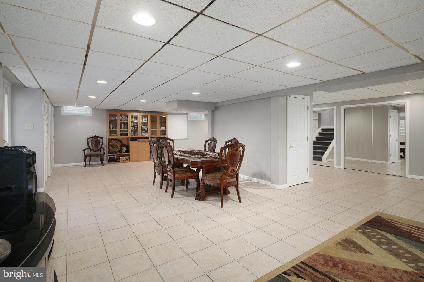 1700 Morgan Ln