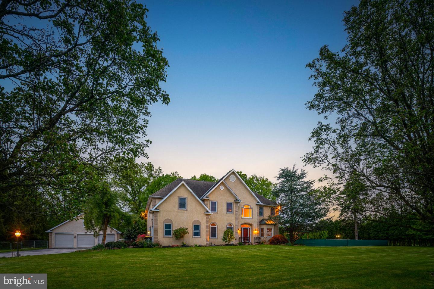 1700 Morgan Ln
