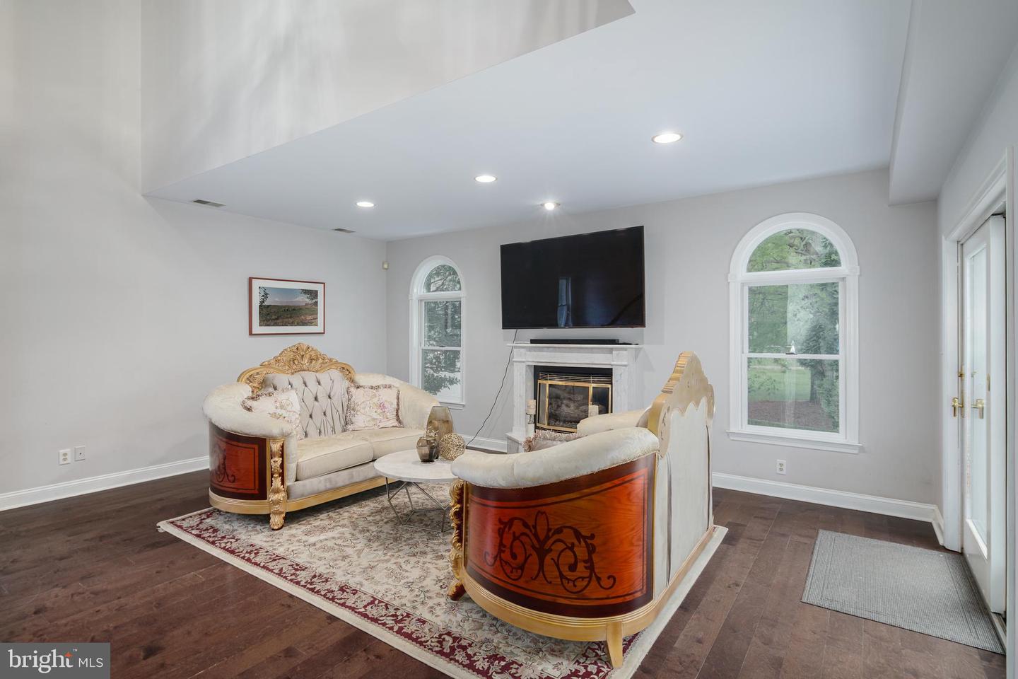 1700 Morgan Ln