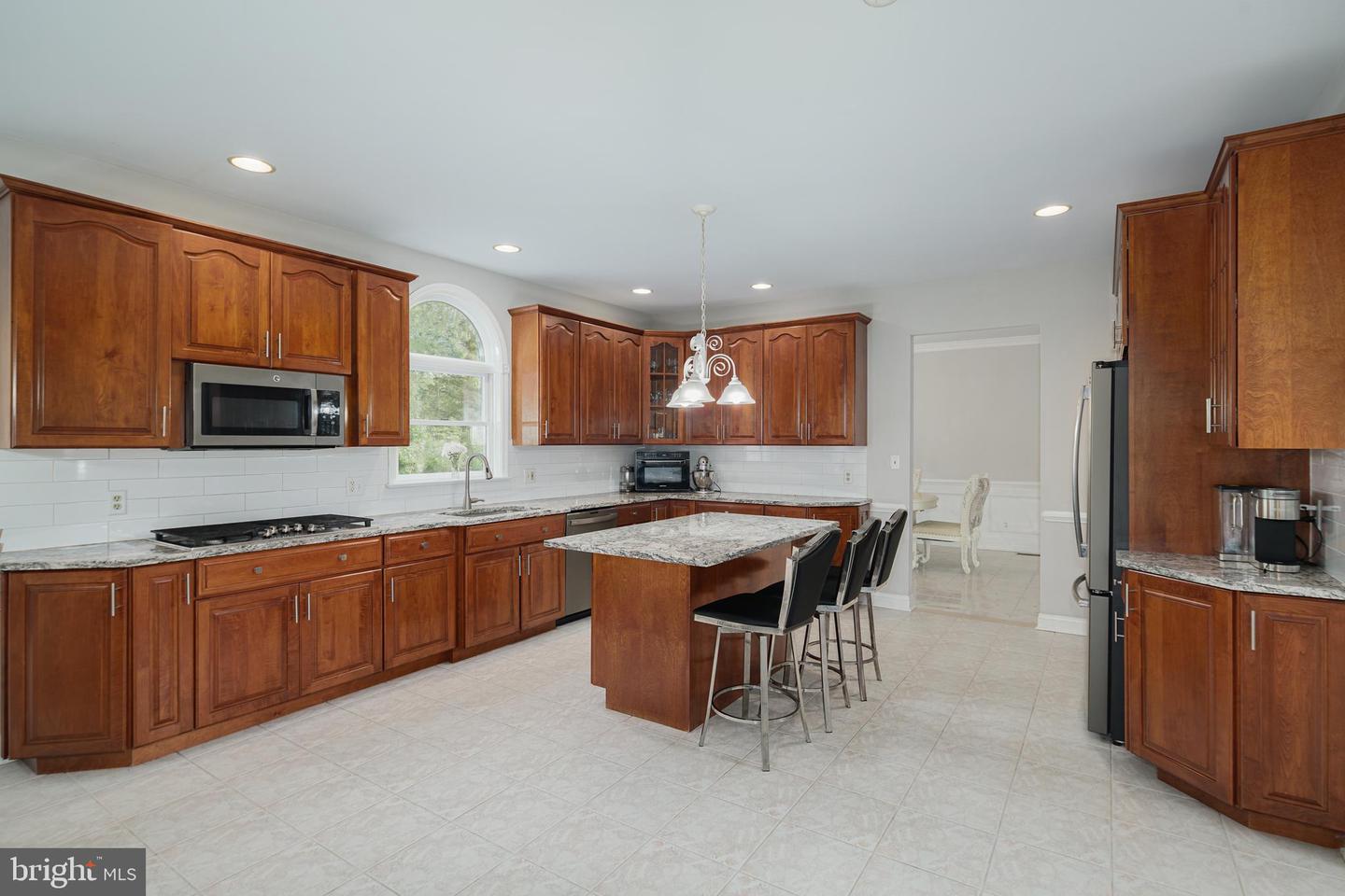 1700 Morgan Ln