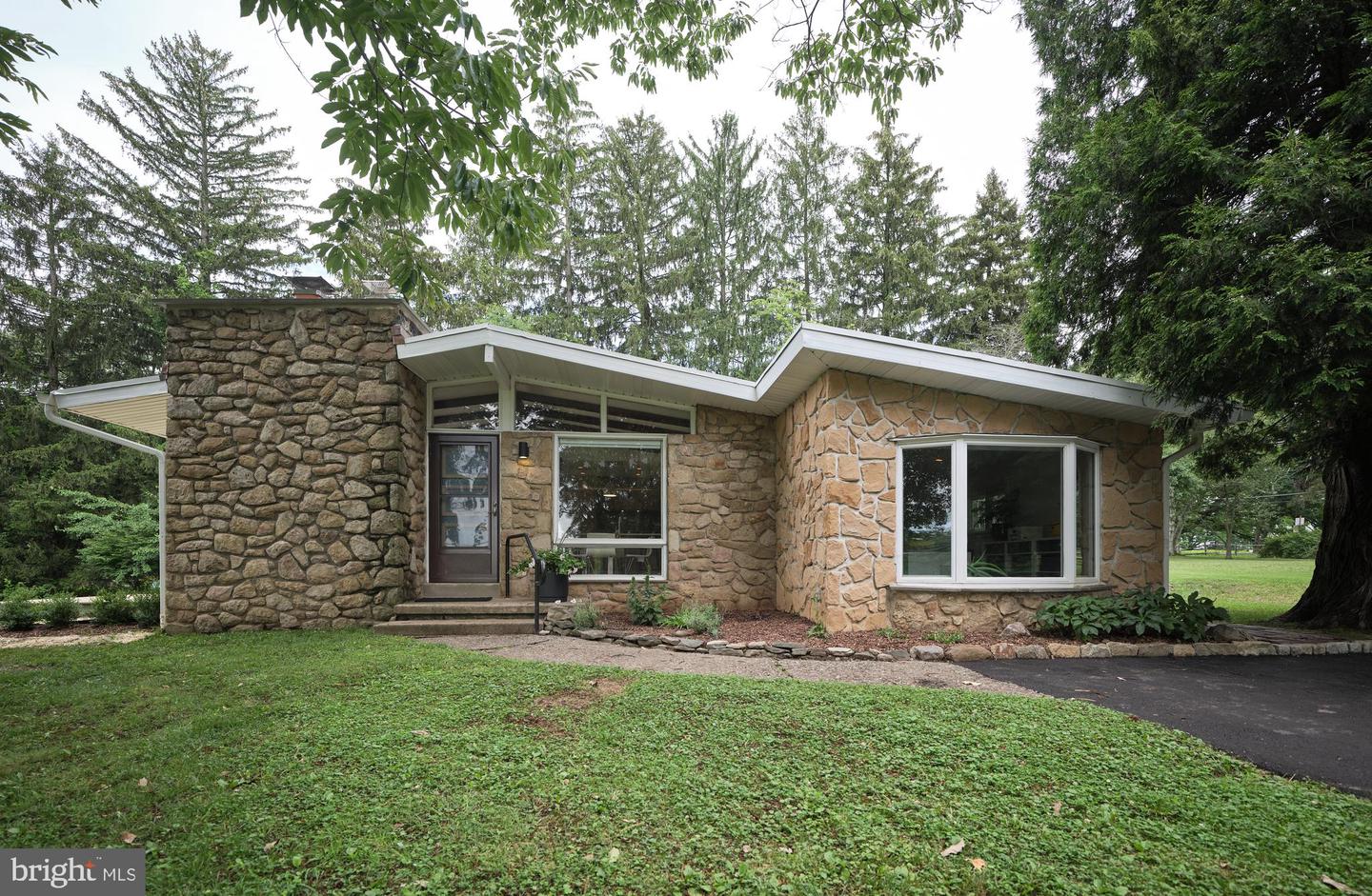 3340 Masons Mill Rd