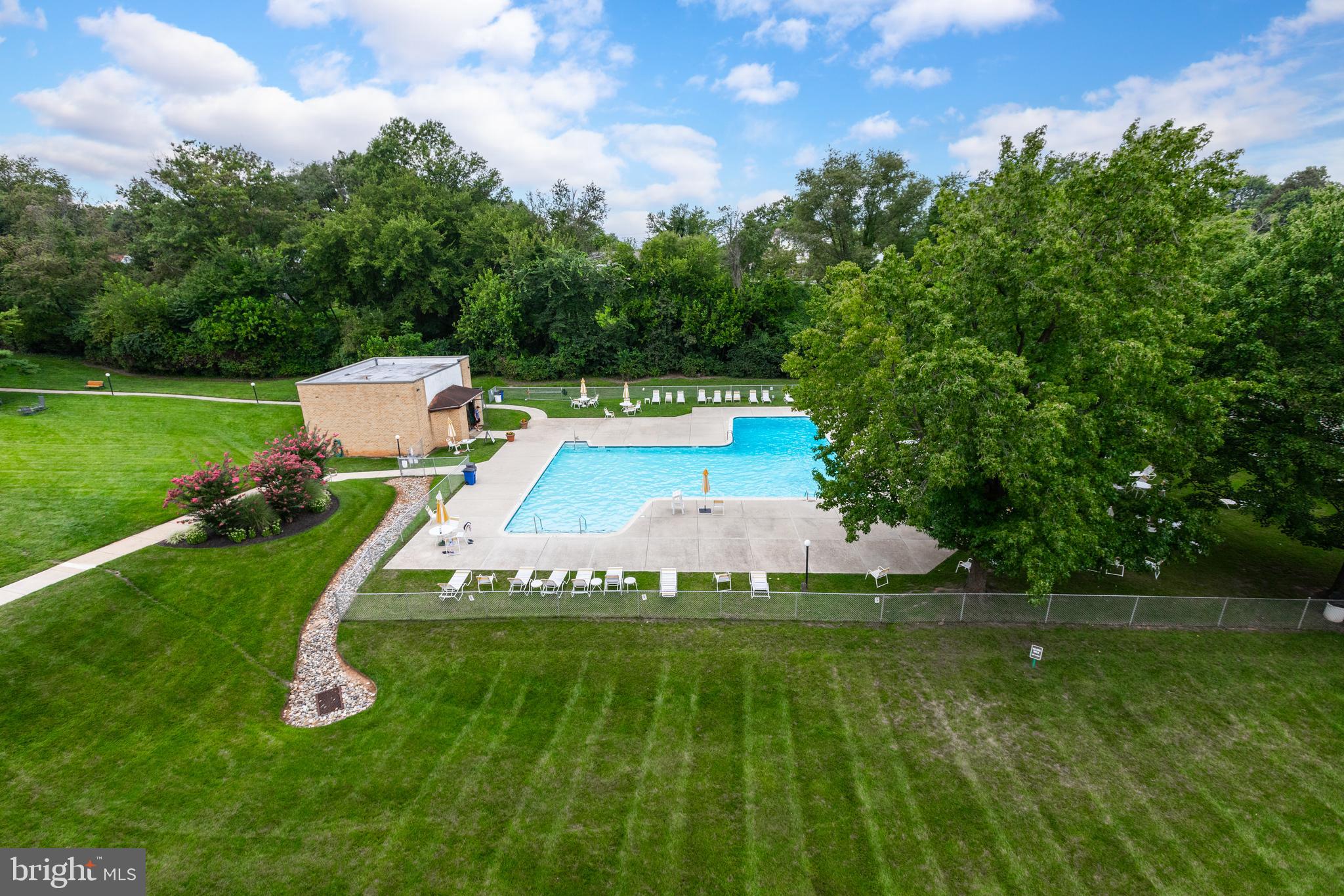 666 W Germantown Pike #1513