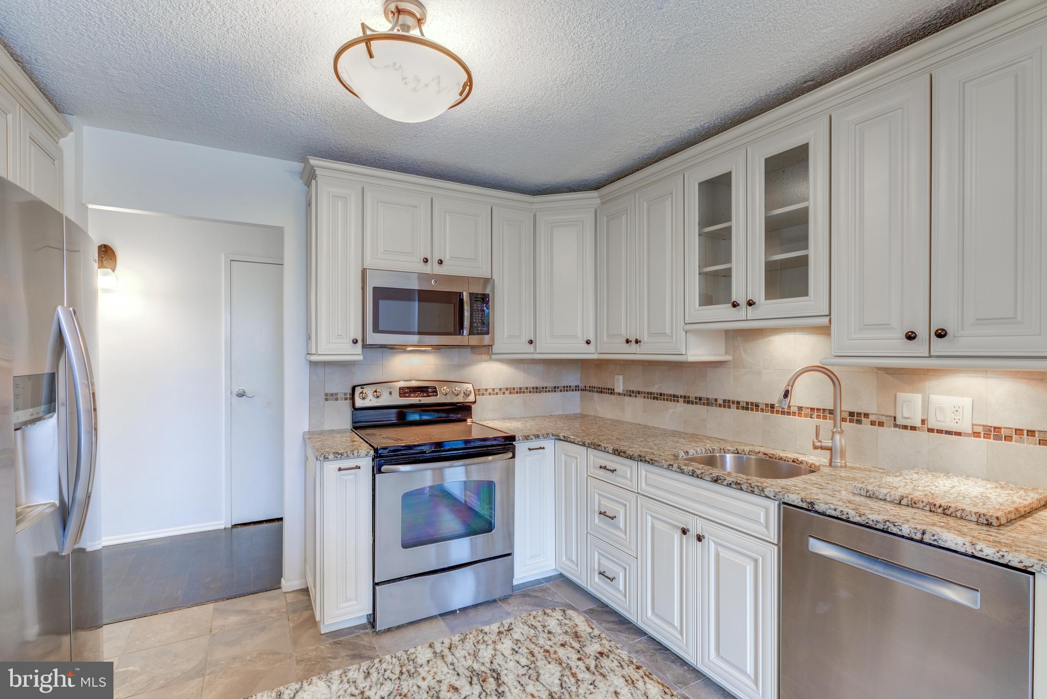 666 W Germantown Pike #1513