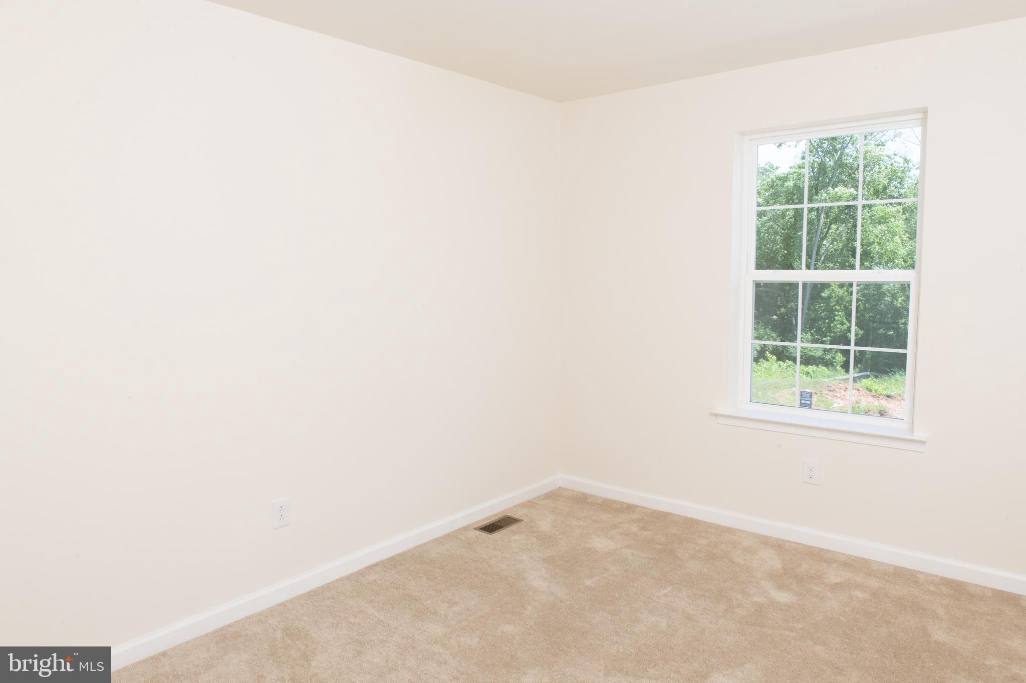 423 Sweet Bay Ln
