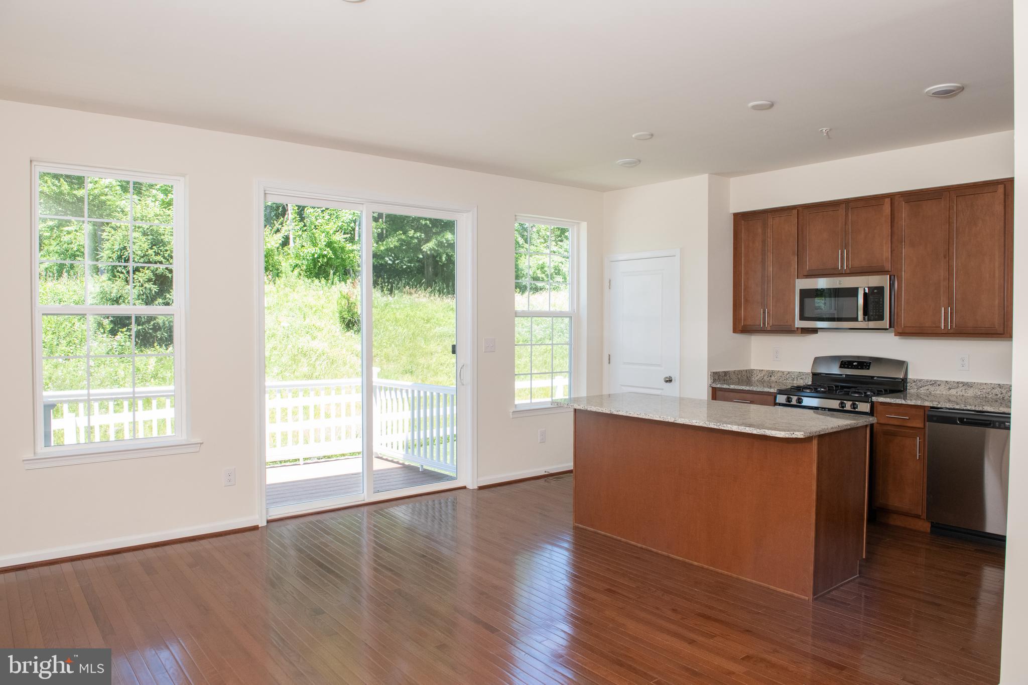 423 Sweet Bay Ln
