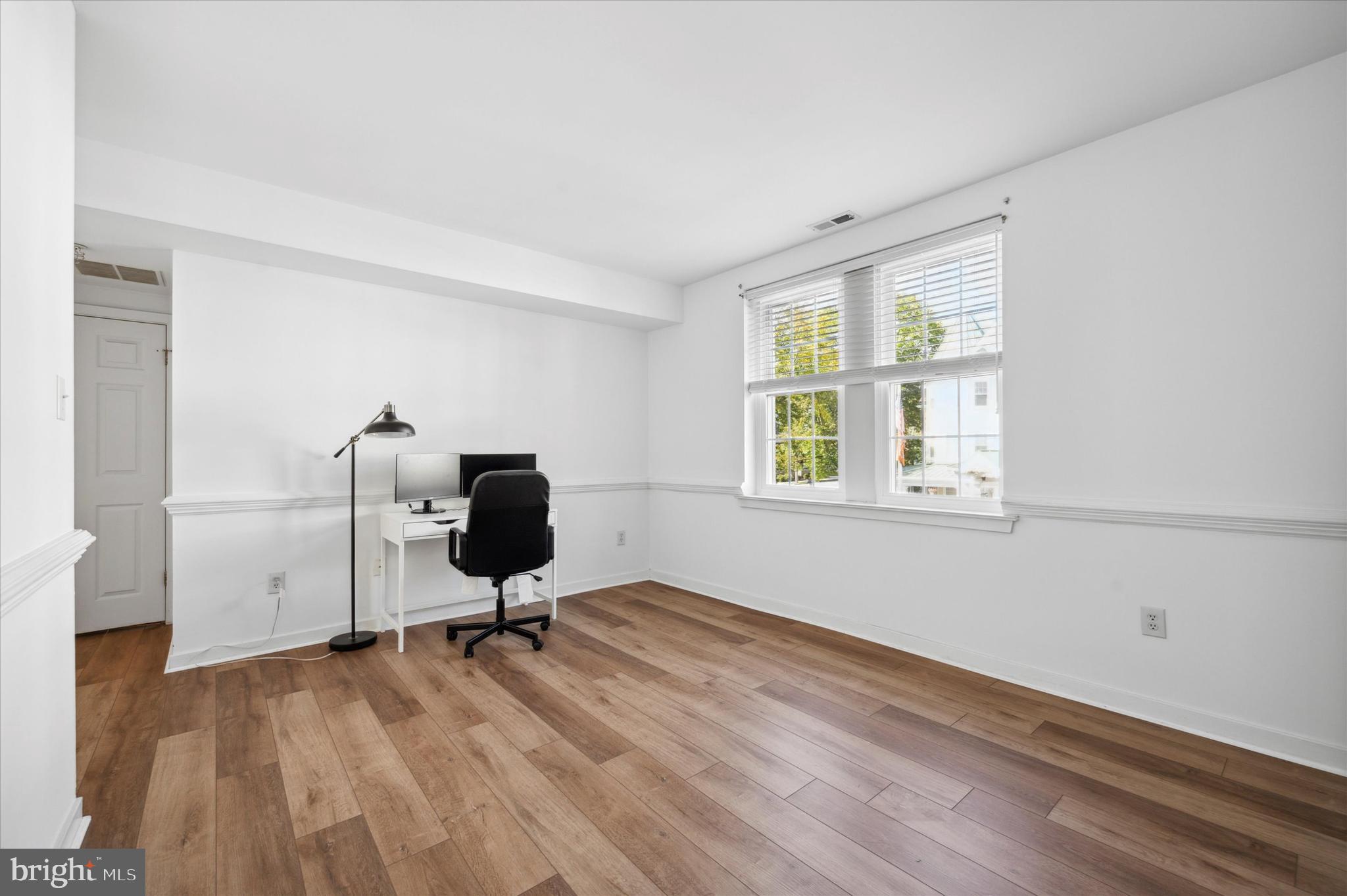 104 Woodside Rd #C-202