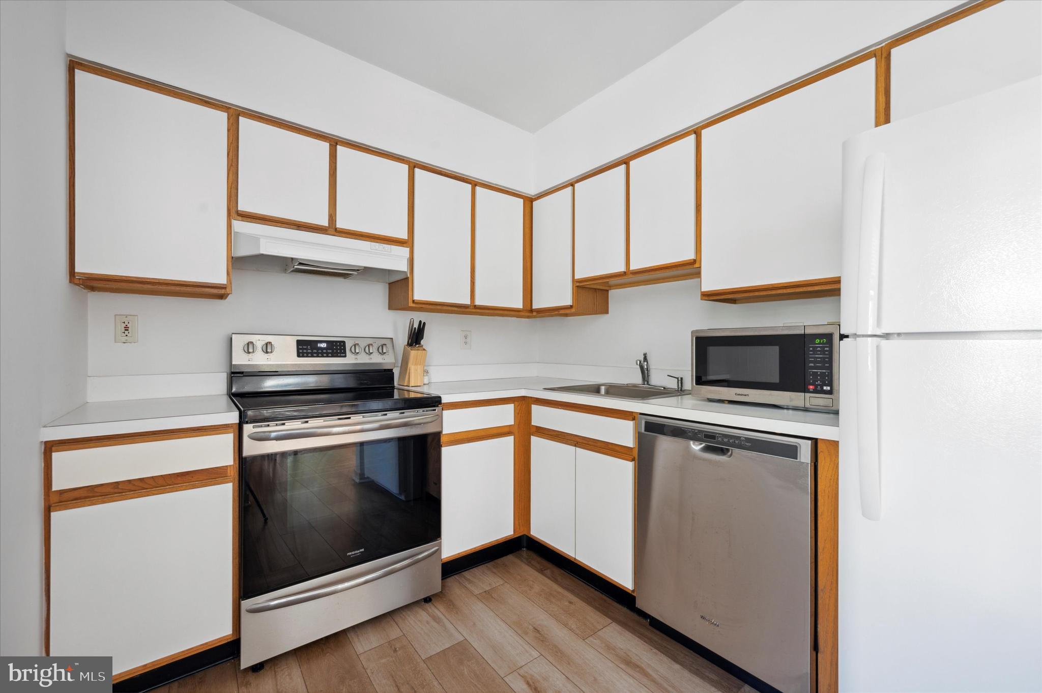 104 Woodside Rd #C-202