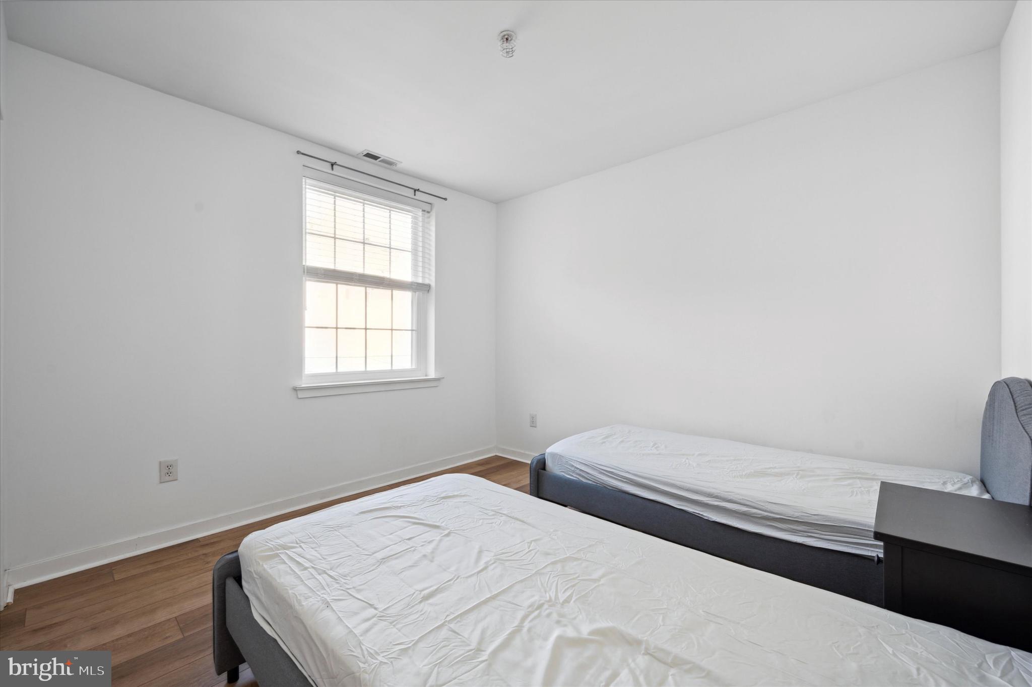 104 Woodside Rd #C-202