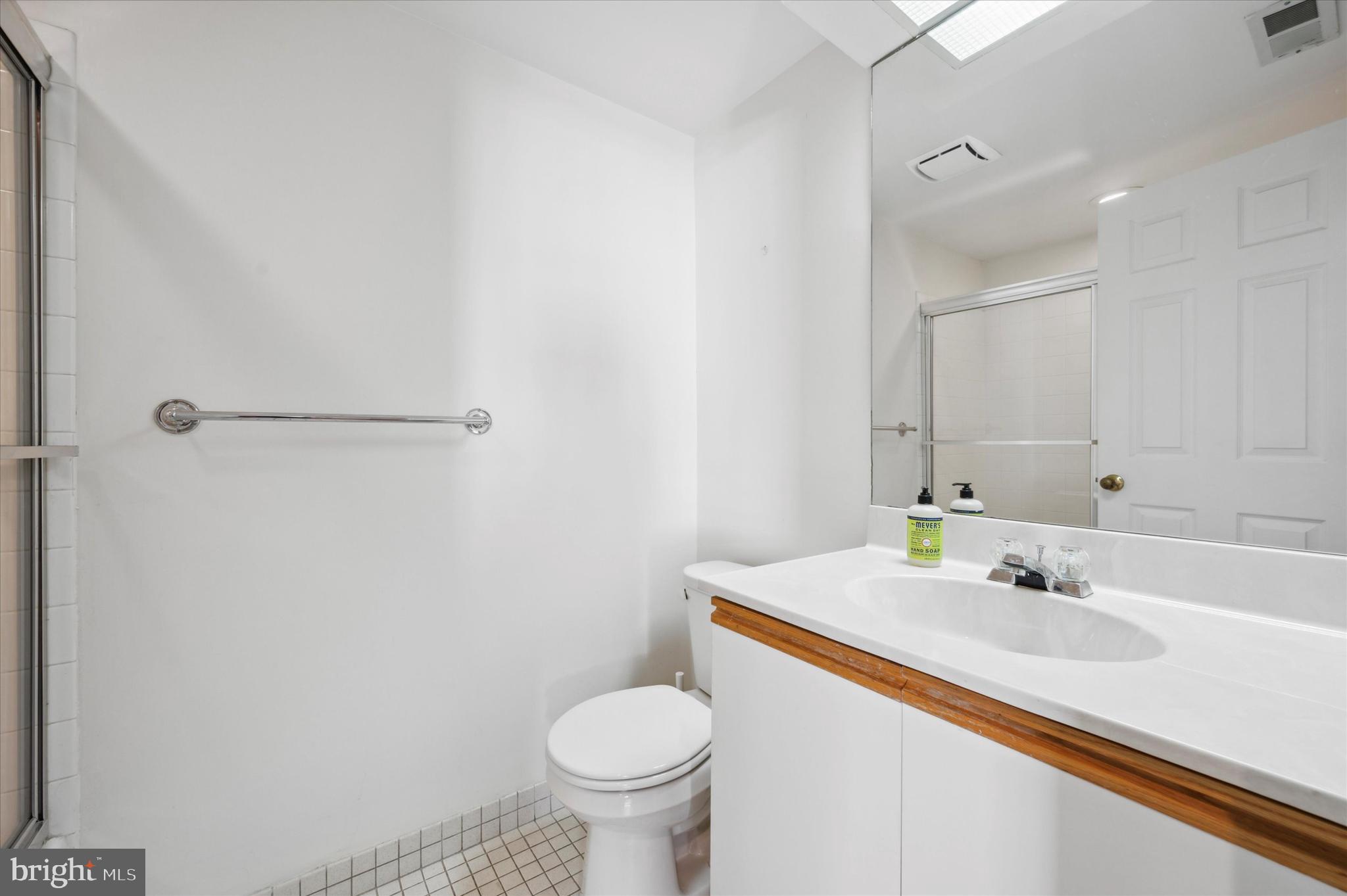 104 Woodside Rd #C-202