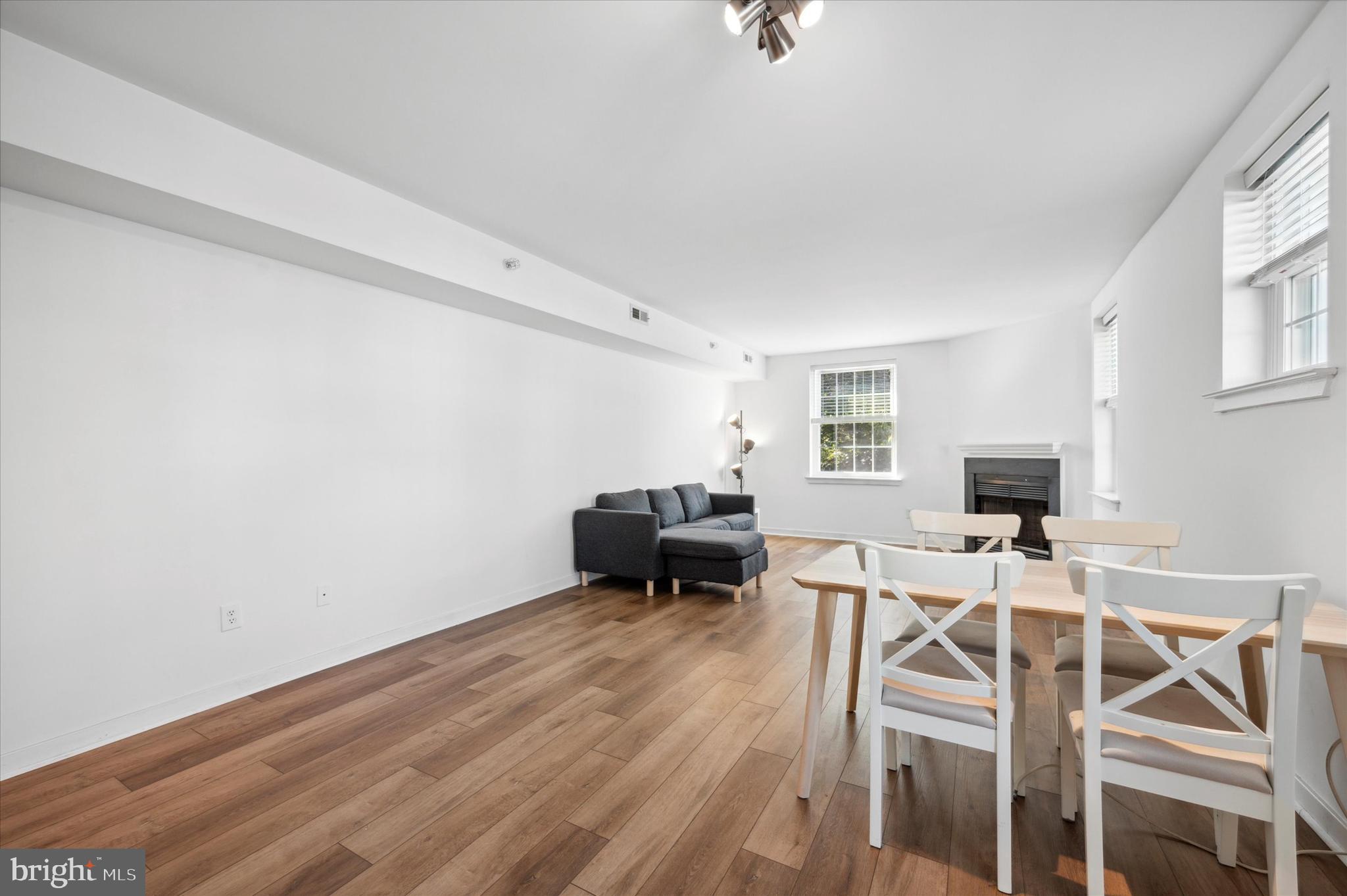 104 Woodside Rd #C-202