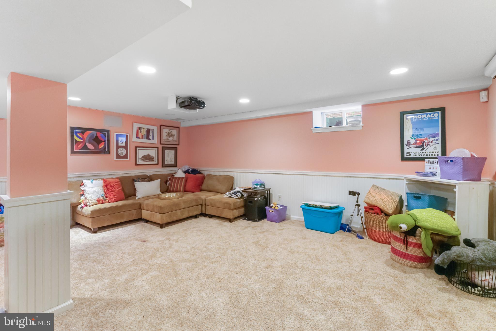 325 Hamilton Rd
